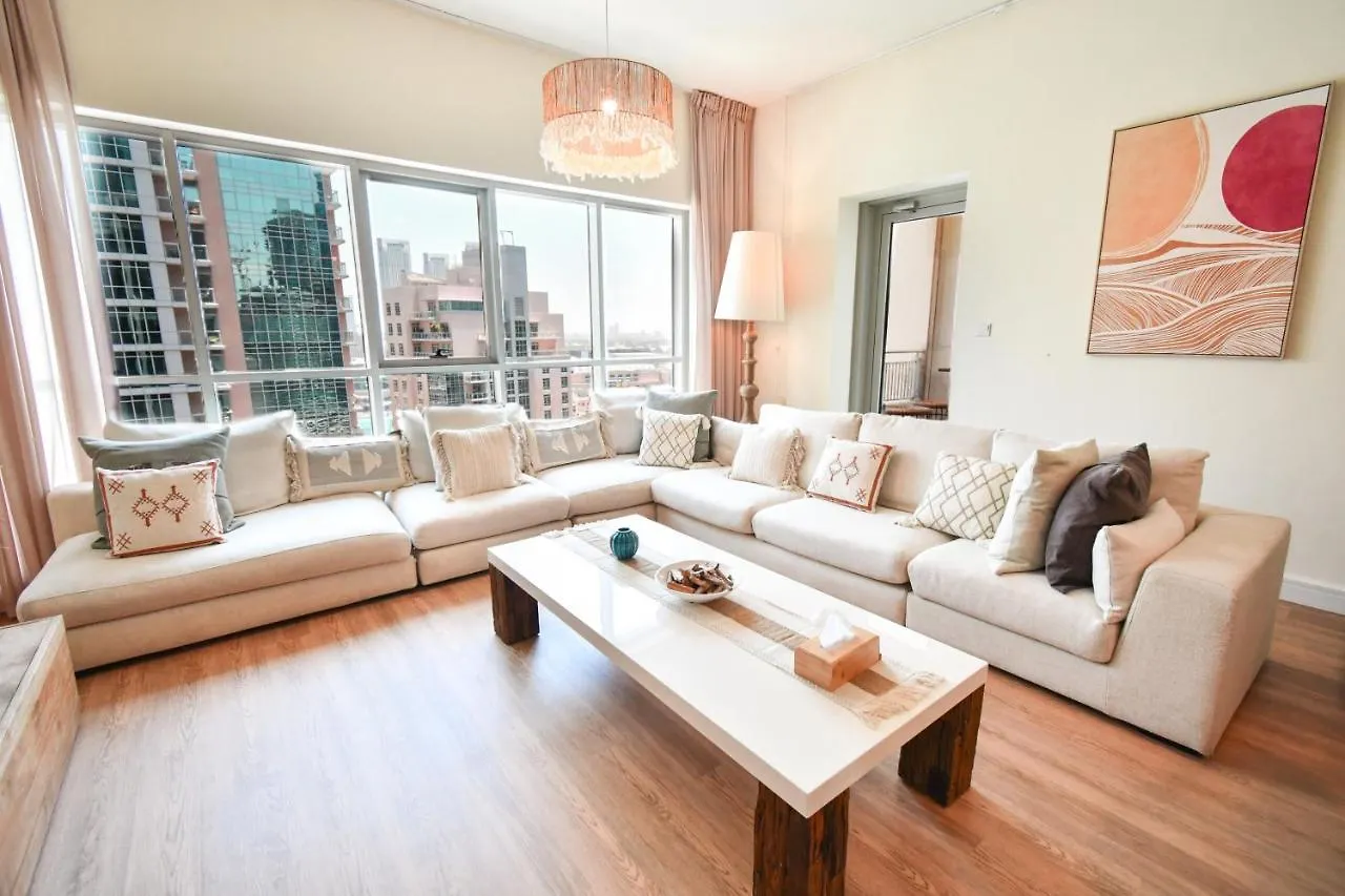 Downtown-High Floor Mesmerizing Fountain View 2Br Chic Apt Dubai 0*,