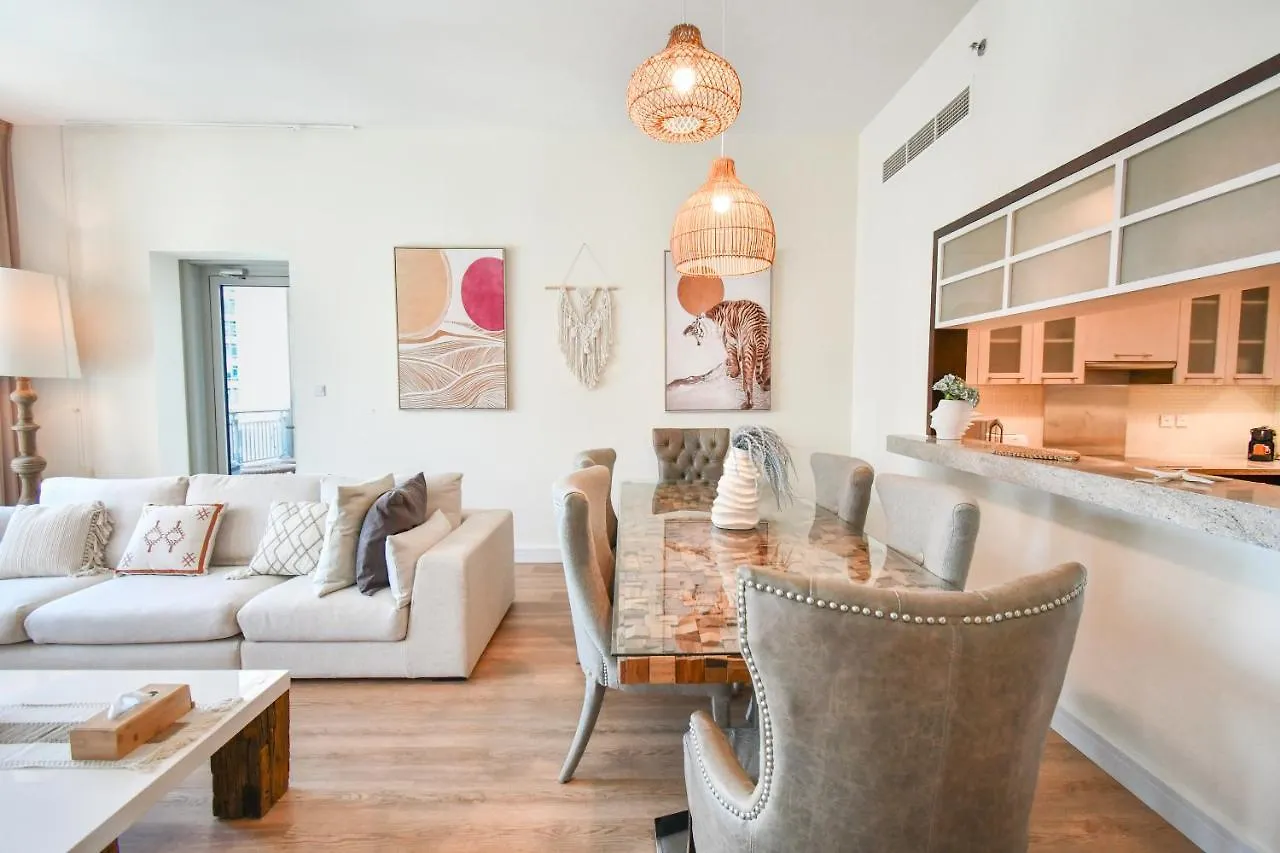 Downtown-High Floor Mesmerizing Fountain View 2Br Chic Apt Dubai 0*,